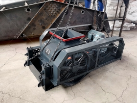 2PG400X400小型对辊正能量不良网站发往山东鄹平破碎焦炭