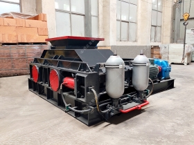 全自动液压对辊正能量不良网站发货图片