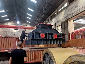 2PG1208大型对辊正能量不良网站发往湖北