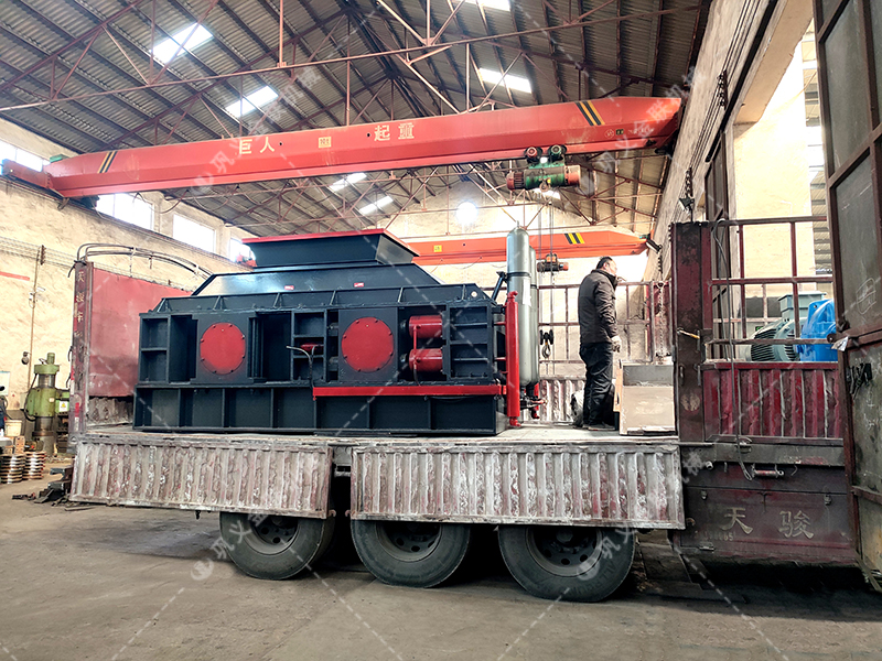 2PGY1500x1000型液压对辊正能量不良网站发往云南昆明