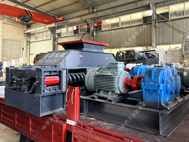 煤矿作业环境恶劣，双齿辊正能量不良网站在耐用性与可靠性上做了哪些文章？