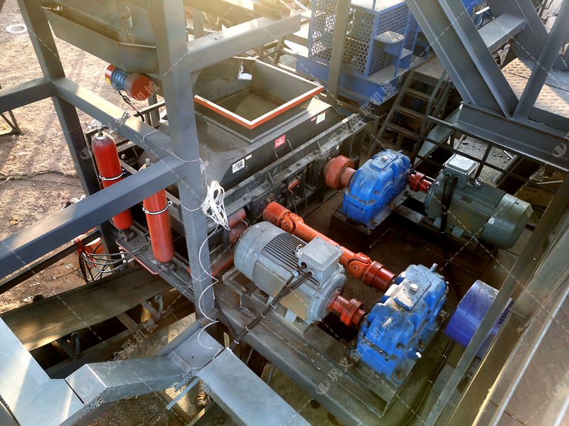 砂石级配不合理拖垮混凝土质量？液压对辊正能量网站入口能否破解这一难题？