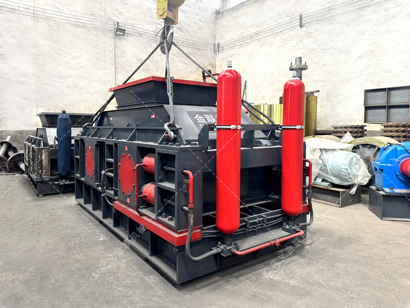 砂石级配不合理拖垮混凝土质量？液压对辊正能量网站入口能否破解这一难题？